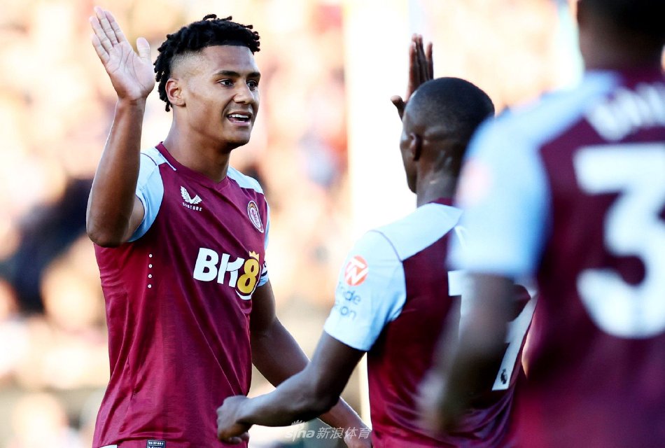 眼中并未越 眼中并未越