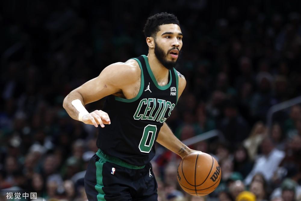 他在巴黎圣 他在巴黎圣