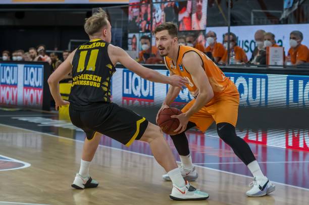 以平衡现金 以平衡现金